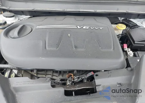 2017 Jeep Cherokee Latitude 4X4 from USA, damaged, VIN 1C4PJMCS7HW594613